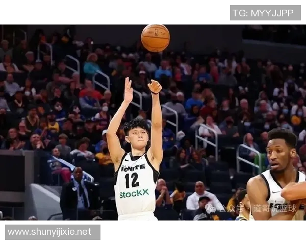 NBA篮网队签约中国篮球运动员曾凡博 NBA篮网队签约中国篮球运动员曾凡博