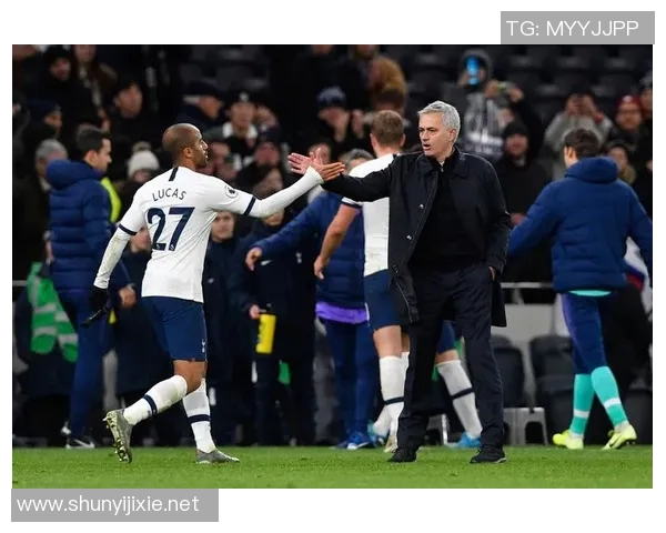 布朗:冈萨雷斯很渴望上场打球 教练要求的事他都会全力以赴完成 布朗:冈萨雷斯很渴望上场打球 教练要求的事他都会全力以赴完成