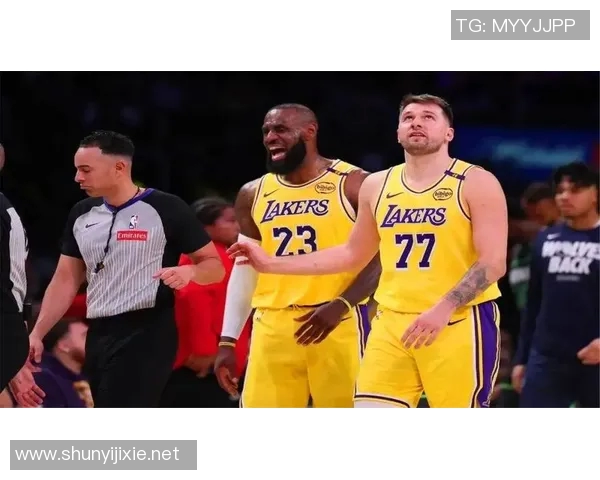 湖人双子星大爆发,东契奇领衔狂砍61+14,詹姆斯可放心休养 湖人双子星大爆发,东契奇领衔狂砍61+14,詹姆斯可放心休养