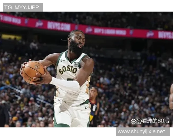 杰伦-布朗:我是联盟最顶级攻防一体球员 今晚感觉怎么投都能进 杰伦-布朗:我是联盟最顶级攻防一体球员 今晚感觉怎么投都能进