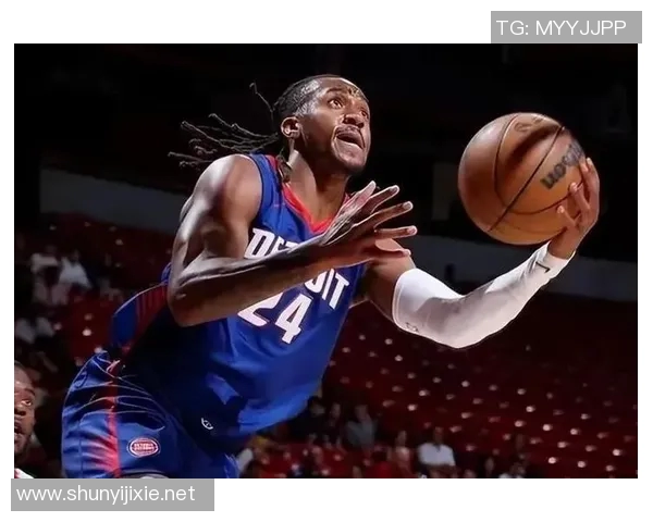 首节结束热火VS活塞 比分33-26热火领先