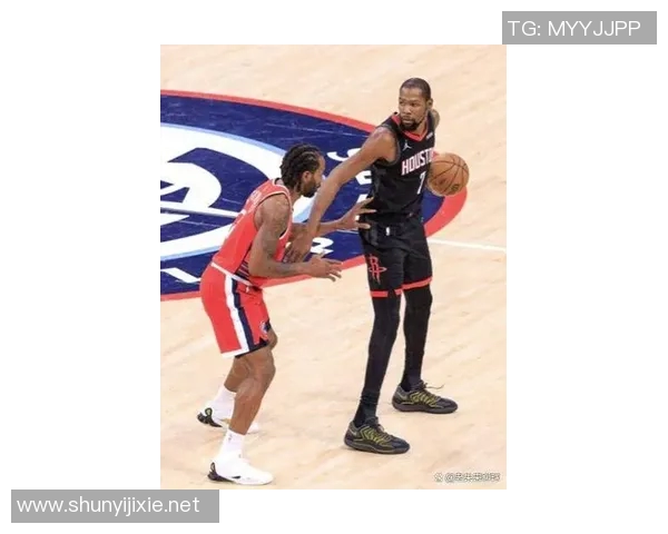 27+6对25+5,数据不相上下!但看看身边队友,伦纳德拿什么赢杜兰特?