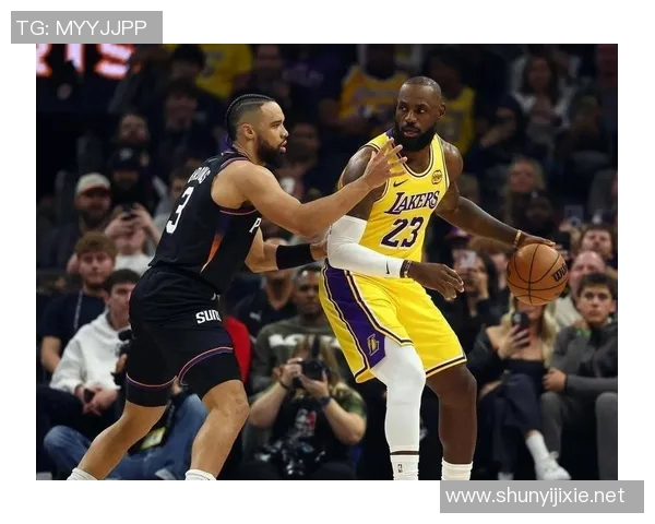 湖人力克勇士,3连胜追平火箭!077库里缺阵,詹姆斯20分7板10助